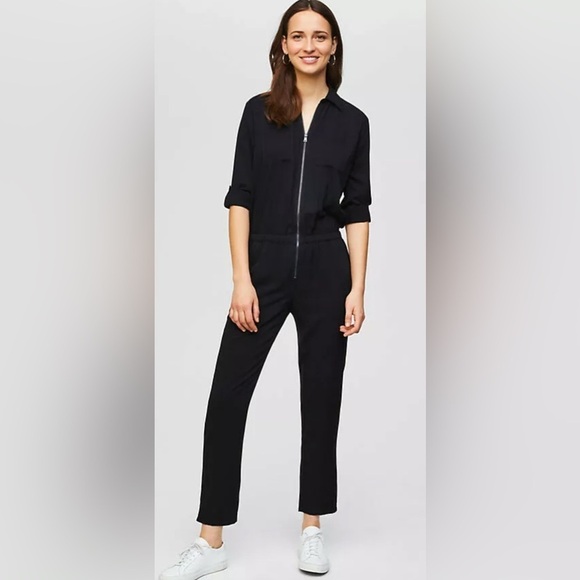 LOFT Pants - Loft Women’s Black Zippered Jumpsuit. Size Medium. Like new.